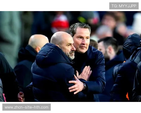 摩纳哥1-3不敌马赛，高位逼抢防守漏洞被利用